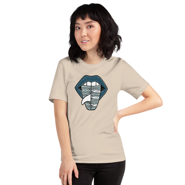 Rolling Single Waves Unisex Tee