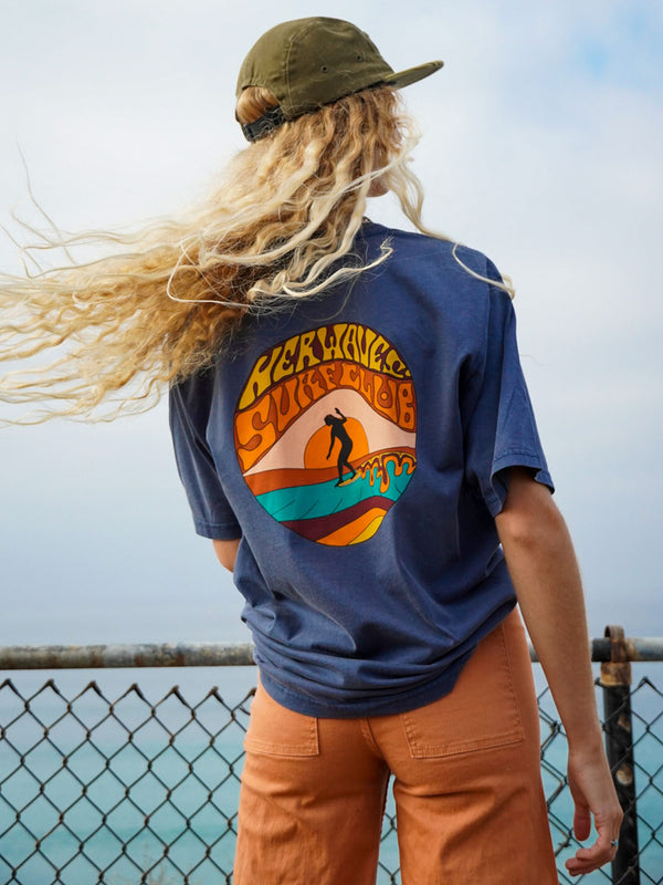 her waves surf club oversized tee